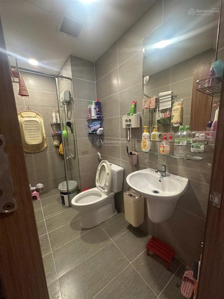 The pegasuite 1 sổ hồng sẵn căn 68m2 2 phòng ngủ nội thất đầy đủ