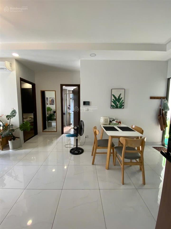 The pegasuite 2 căn 61m2 2 phòng ngủ sổ hồng sẵn tầng trung view quận 1