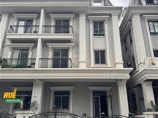 Chính chủ bán lô biệt thự sunshine riverside  mặt đường 30m dt 150m2  xây 4 tầng + 1 hầm