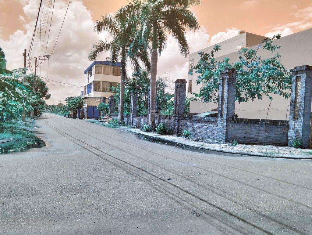 Bán đất 66.6m2 view sông, Quận 9, Hồ Chí Minh