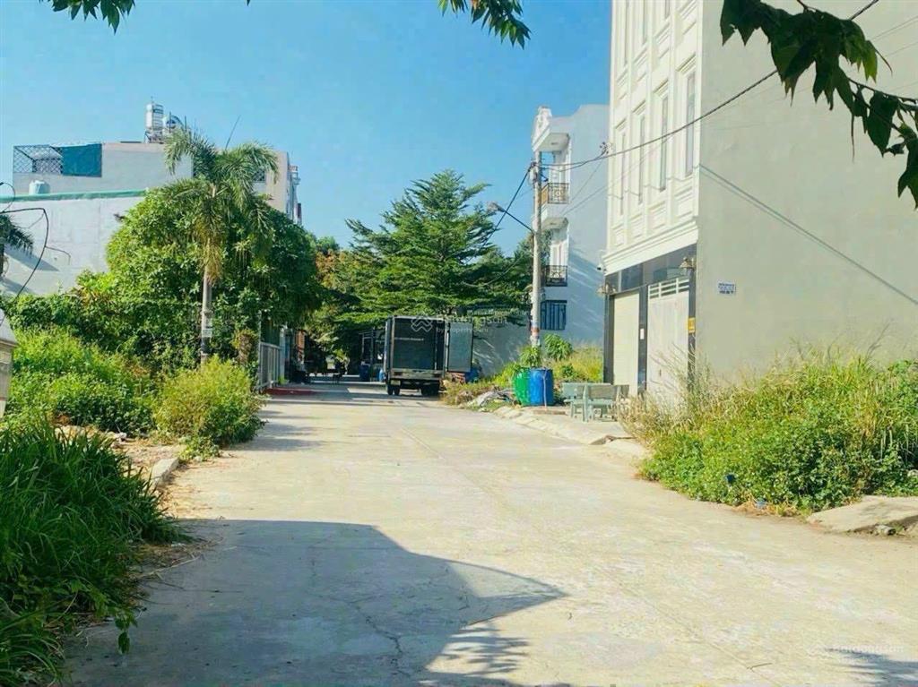 Cần bán nhà cấp 4 hẻm 94 đường vườn lài giá 7,9 tỷ diện tích 4 x 25m