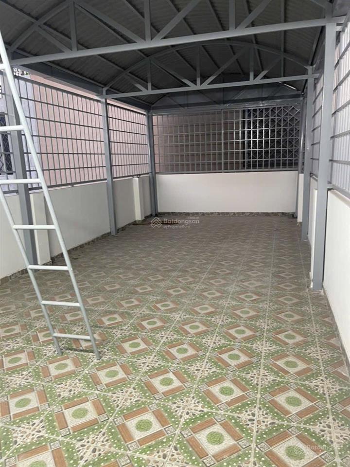 Bán nhà 1 trệt 2 lầu mặt tiền đường vườn lài giá 15.9 tỷ diện tích 4 x 38m