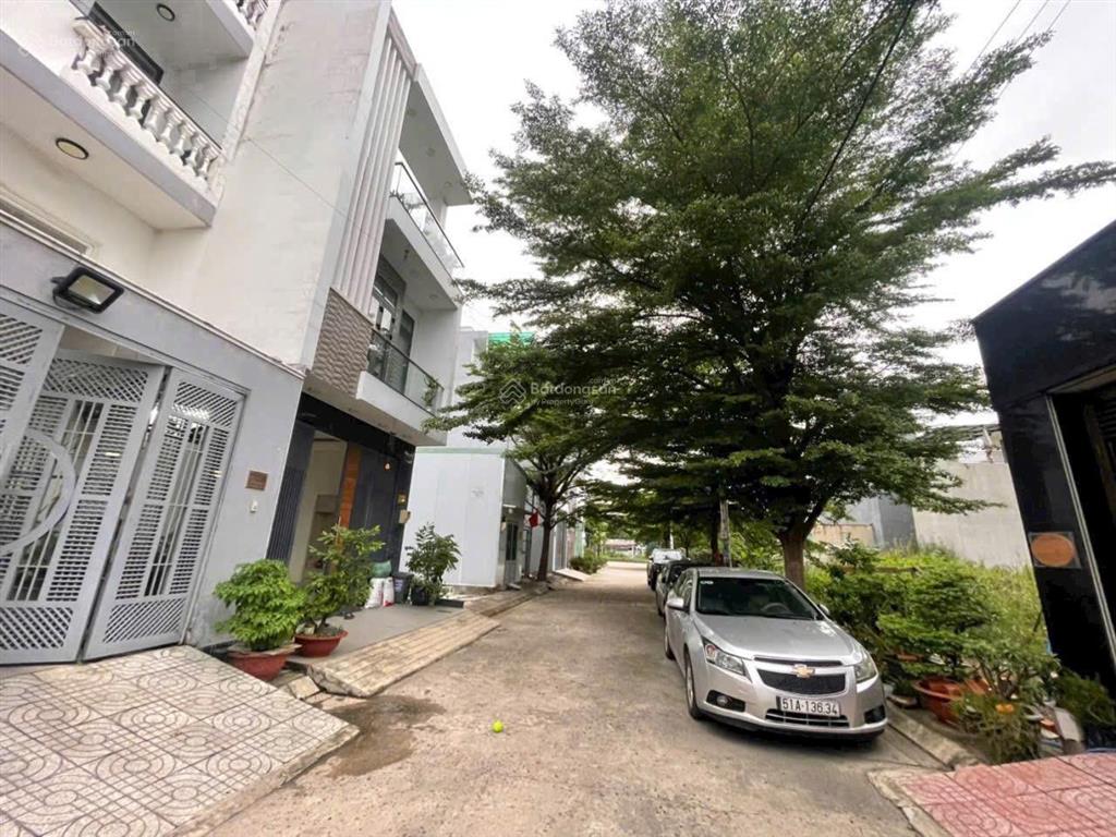 Cần bán gấp nhà 1 trệt 1 lửng 2 lầu đường võ thị thừa giá 7,5 tỷ