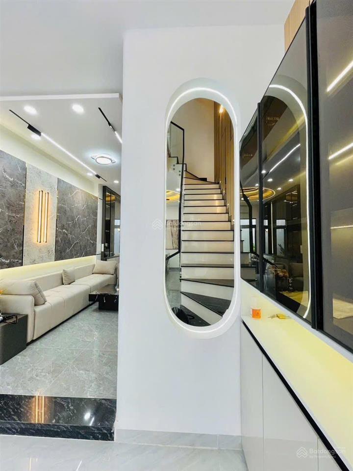 Kẹt tiền sử lý công việc nên bán gấp căn nhà tuyệt đẹp đường an phú đông 33 giá 5.690 tỷ