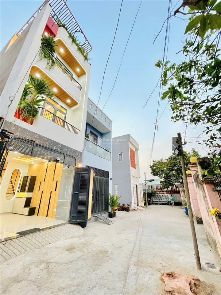 Kẹt tiền sử lý công việc nên bán gấp căn nhà tuyệt đẹp đường an phú đông 33 giá 5.690 tỷ