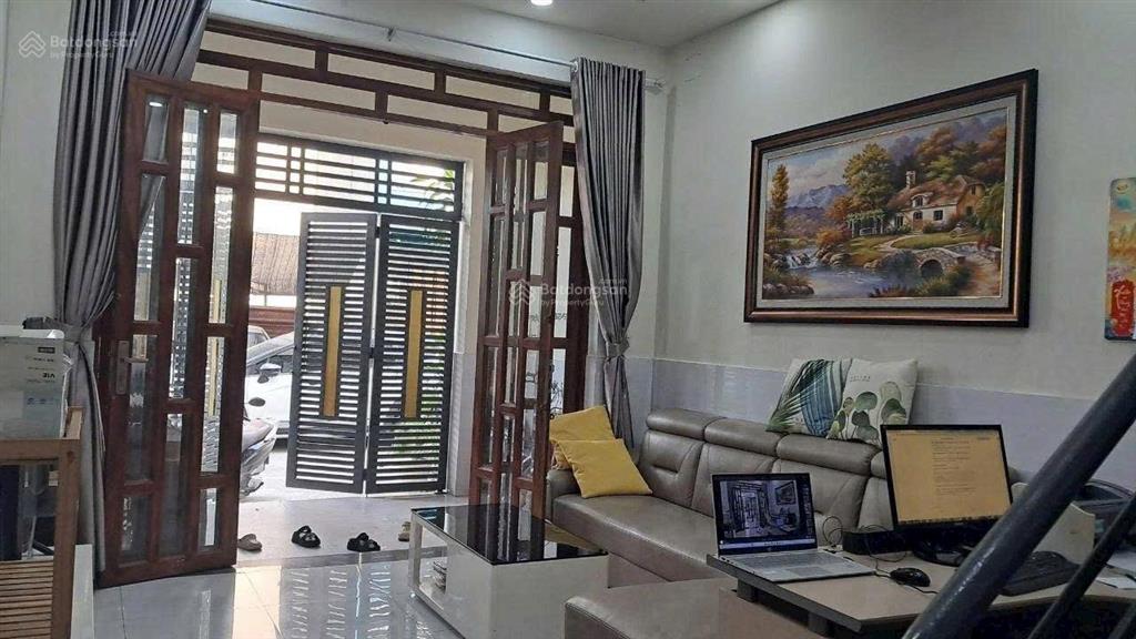 Kẹt tiền bán gấp căn nhà hẻm 154/5 đường vườn lài giá 6,9 tỷ nhà 3.5 tấm