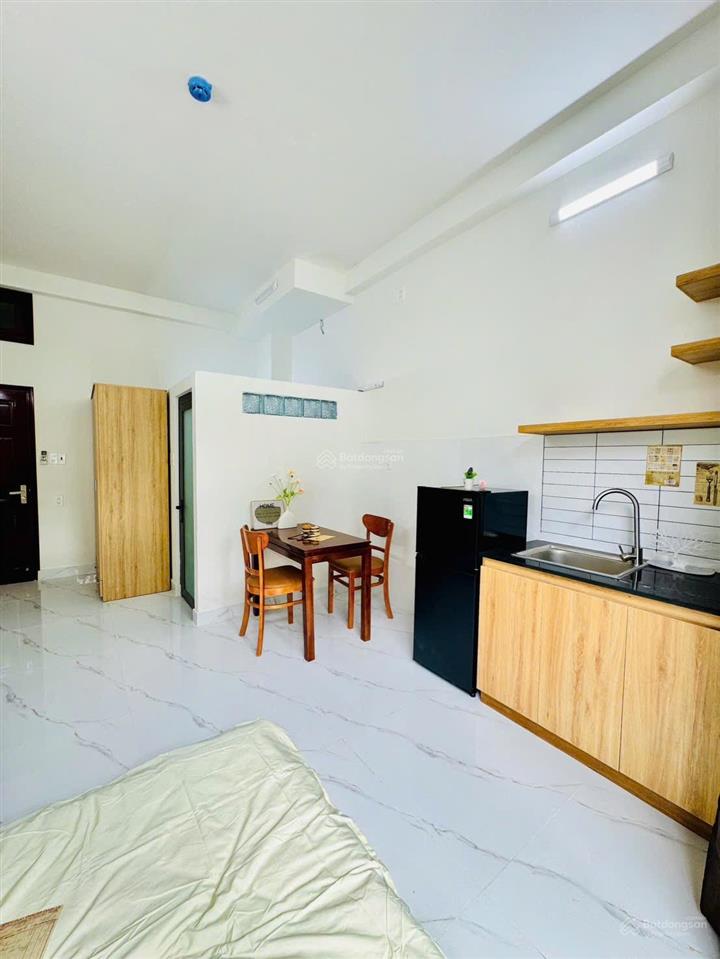 Cần bán căn hộ dịch vụ thu nhập 40 triệu/tháng hẻm 252 đường vườn lài