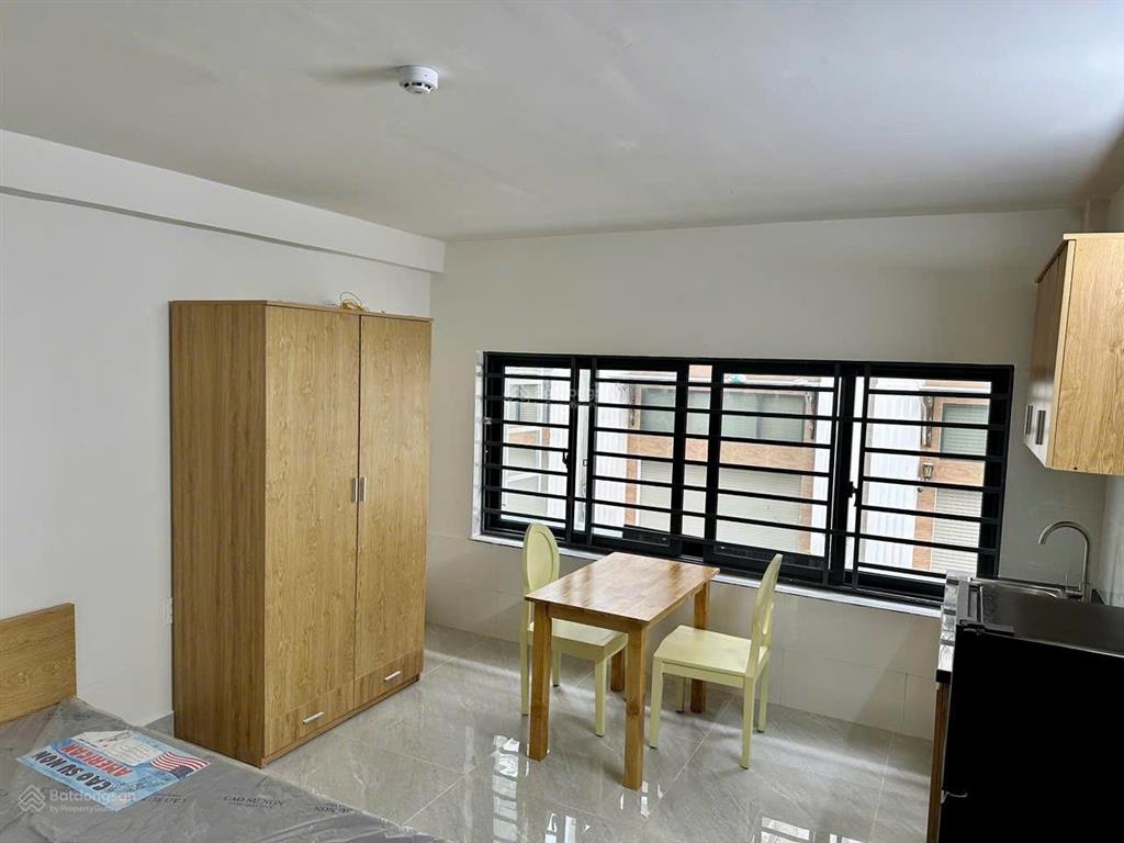 Cần bán căn hộ dịch vụ thu nhập 40 triệu/tháng hẻm 252 đường vườn lài