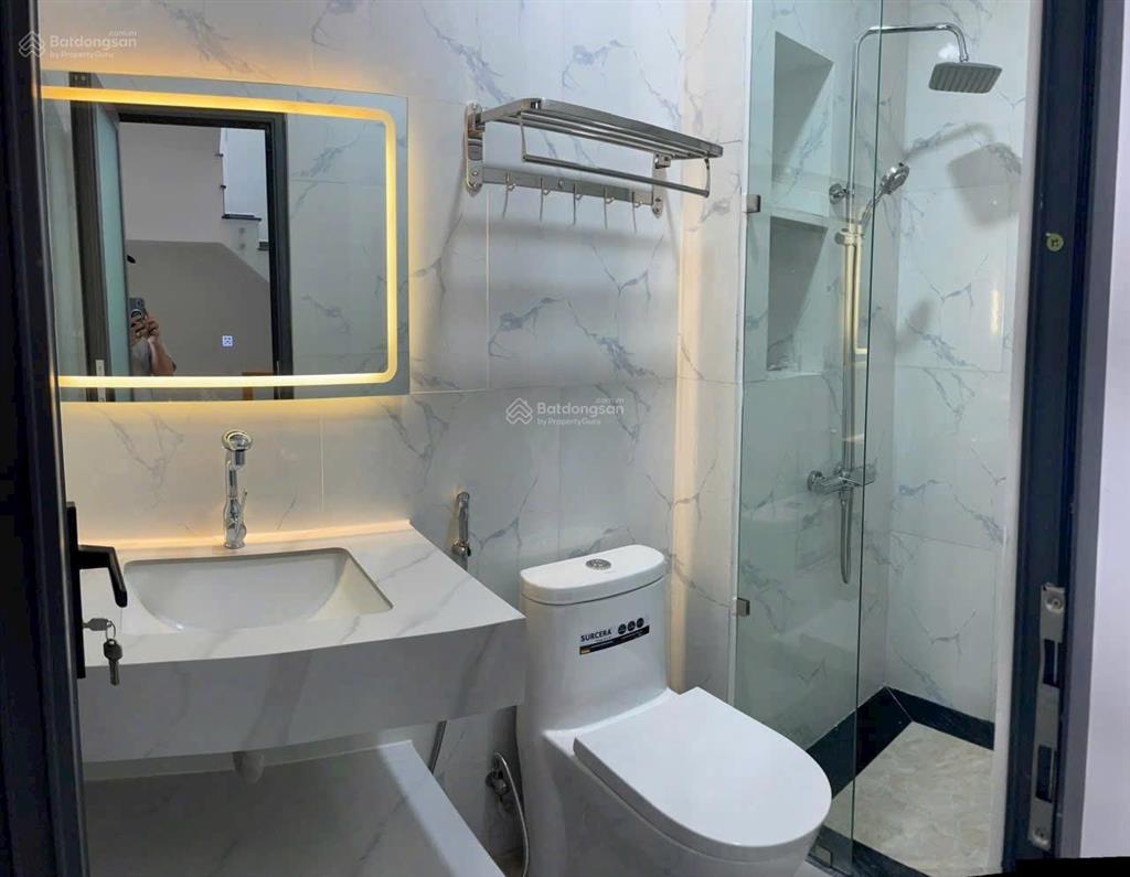 Cần bán nhà 1 trệt 2 lầu đường an phú đông 12 giá 5,8 tỷ