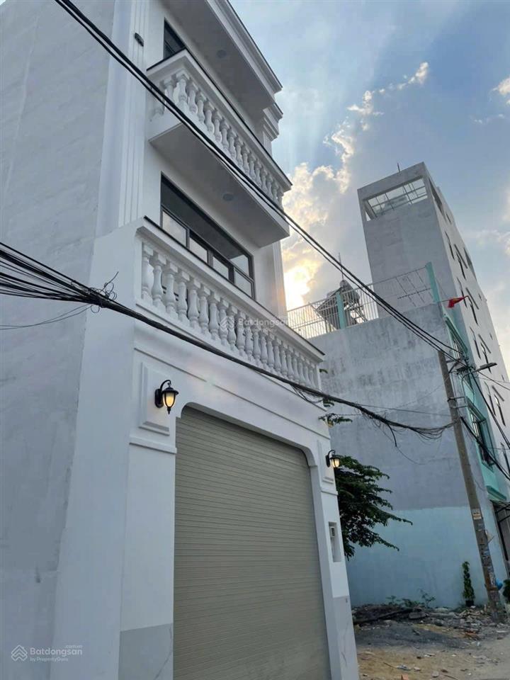 Cần bán nhà 1 trệt 2 lầu đường an phú đông 12 giá 5,8 tỷ