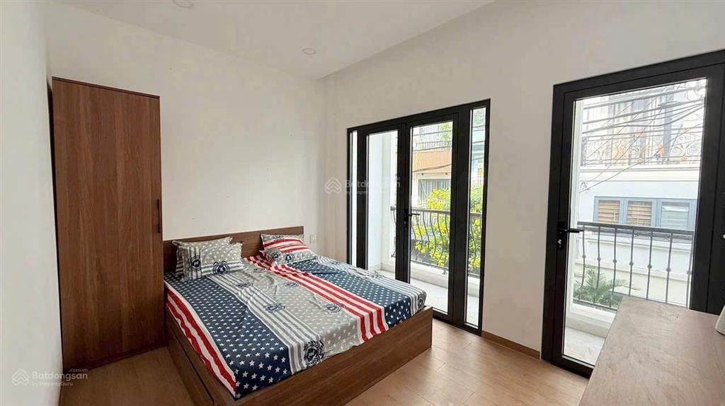 Kẹt tiền cần bán nhà 3.5 tầng hẻm 92/14 đường vườn lài giá 7.3 tỷ