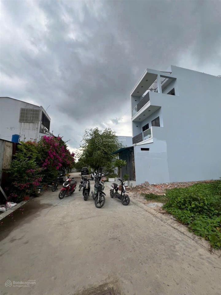 Cần bán đẹp hẻm 224 đường vườn lài giá 7,990 tỷ diện tích 109m