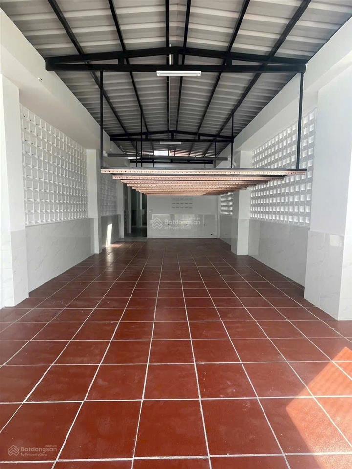 Bán căn hộ rộng đẹp hẻm 154 đường vườn lài