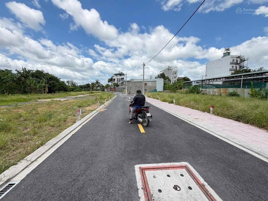 Cần bán đất hẻm 224 đường vườn lài, giá 5.4 tỷ diện tích 4 x 15m