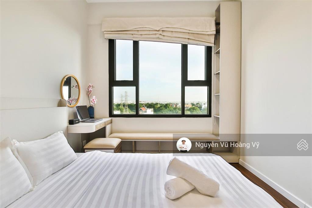 Bán gấp ch picity high park, 57m2, 2pn, 1wc, tầng trung đẹp, view hồ bơi