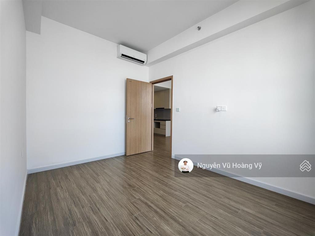 Bán căn hộ 2pn picity sky park 60m2 tặng 5 năm phí quản lý.