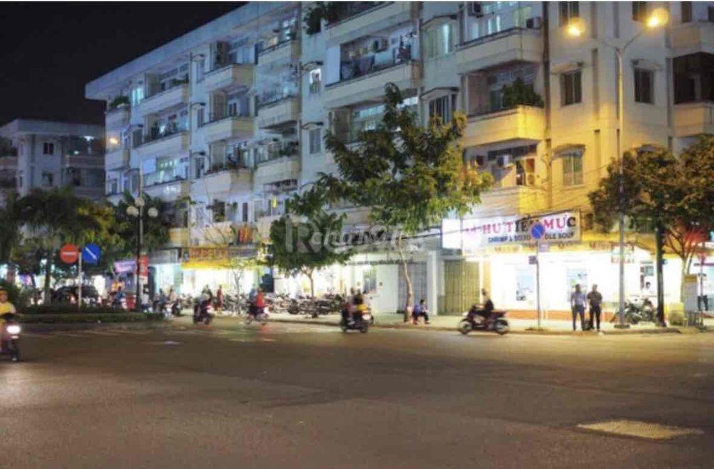 Sổ chính chủ- CC gần chợ Bà Chiểu 2pn/ 2,5tỷ/vay 75% Ở liền