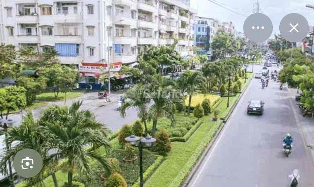 Sổ chính chủ- CC gần chợ Bà Chiểu 2pn/ 2,5tỷ/vay 75% Ở liền