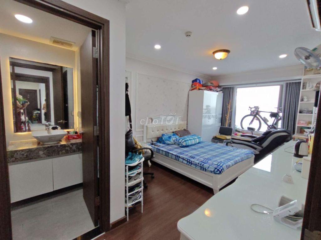 Chính Chủ Bán Căn Góc 120m² 3PN, RES11 Quận 11