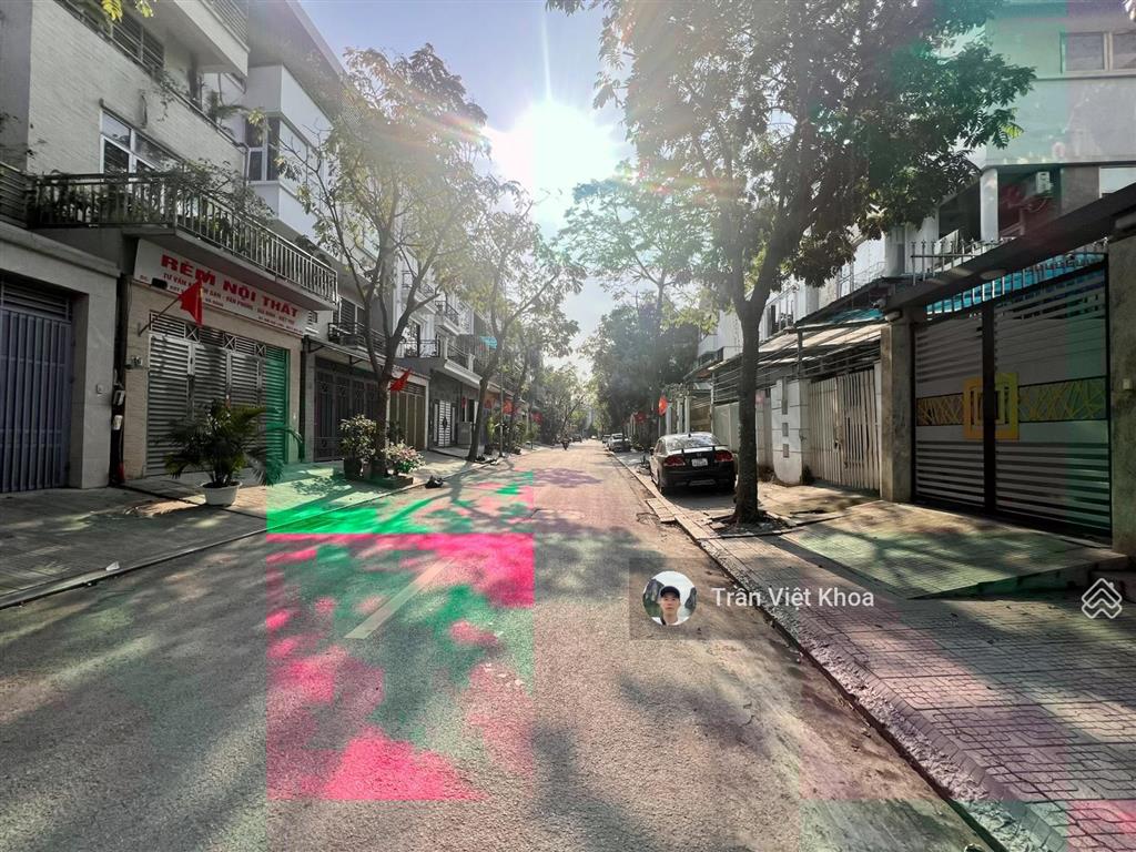 Chủ cần bán gấp chuyển việc hạ chào 2 tỷ còn hơn 23 tỷ liền kề kđt văn phú 90m 5 tầng thang máy