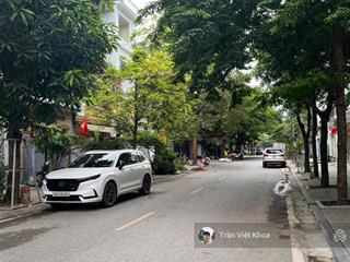 Chủ thiện chí bán liền kề kđt văn phú  vỉa hè rộng kinh doanh đỉnh  4 tầng 78m hơn 18 tỷ