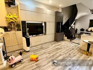 Chủ cần tiến bán gấp trong t5  nhà 5 tầng 36m full nội thất cạnh ga la khê  ngõ ba gác chỉ 8 tỷ