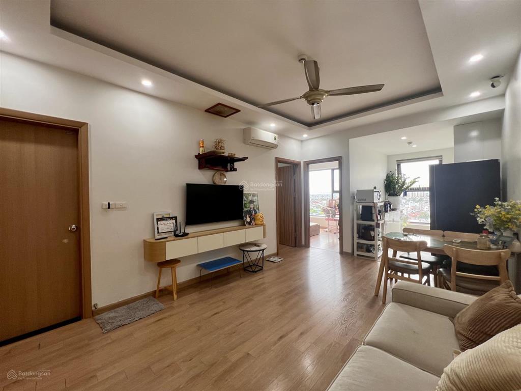Chính chủ bán gấp căn hộ 2pn full nội thất  chung cư the kpark văn phú chỉ hơn 3 tỷ