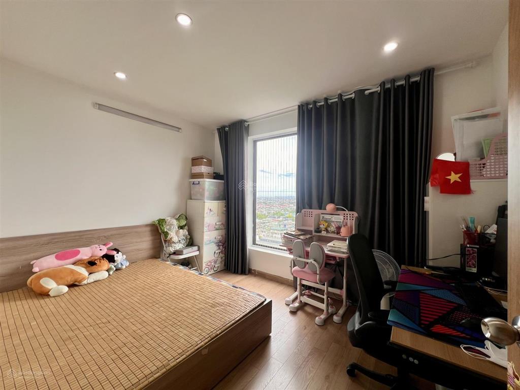 Chính chủ bán gấp căn hộ 2pn full nội thất  chung cư the kpark văn phú chỉ hơn 3 tỷ