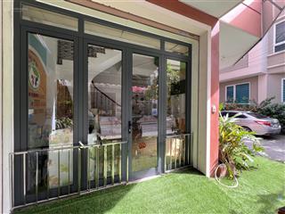 Chính chủ cho thuê nhà lô góc ngô thì nhậm  dt 55m 5 tầng 7 phòng  ô tô dừng đỗ chỉ 19 triệu