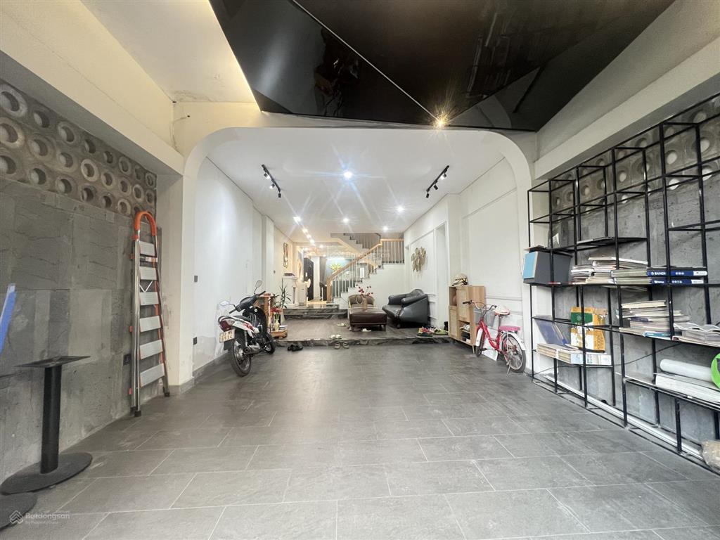 Chính chủ cho thuê tầng 1 liền kề văn phú  setup văn phòng 90 m² đẹp, tiện nghi  giá 8 triệu/th