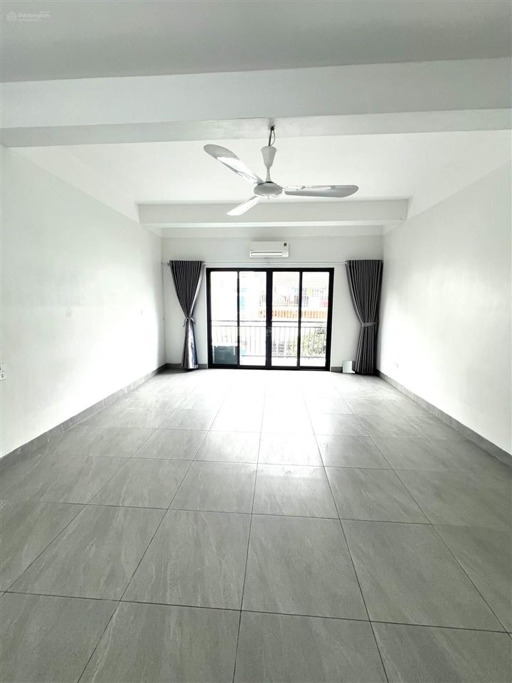 Tôi cần cho thuê 3 sàn tầng 2 + 3 + 4 liền kề kđt văn phú, giá 13 triệu/tháng
