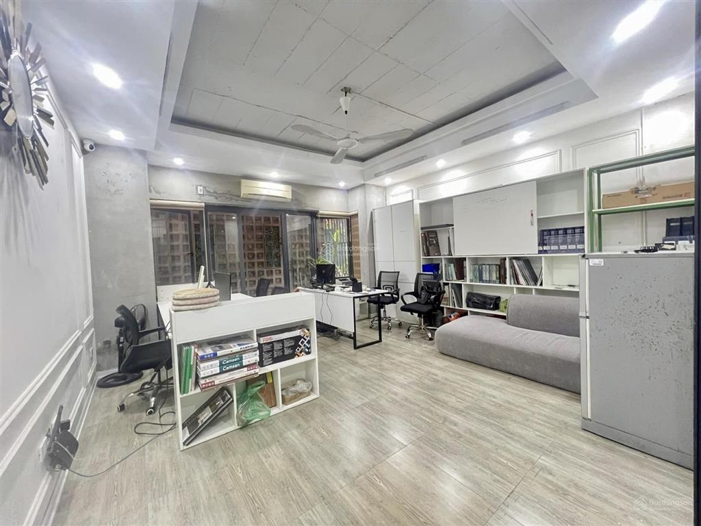 Cho thuê mặt bằng văn phòng tầng 2 kđt văn phú, hà đông full nội thất giá 6.5 triệu/tháng
