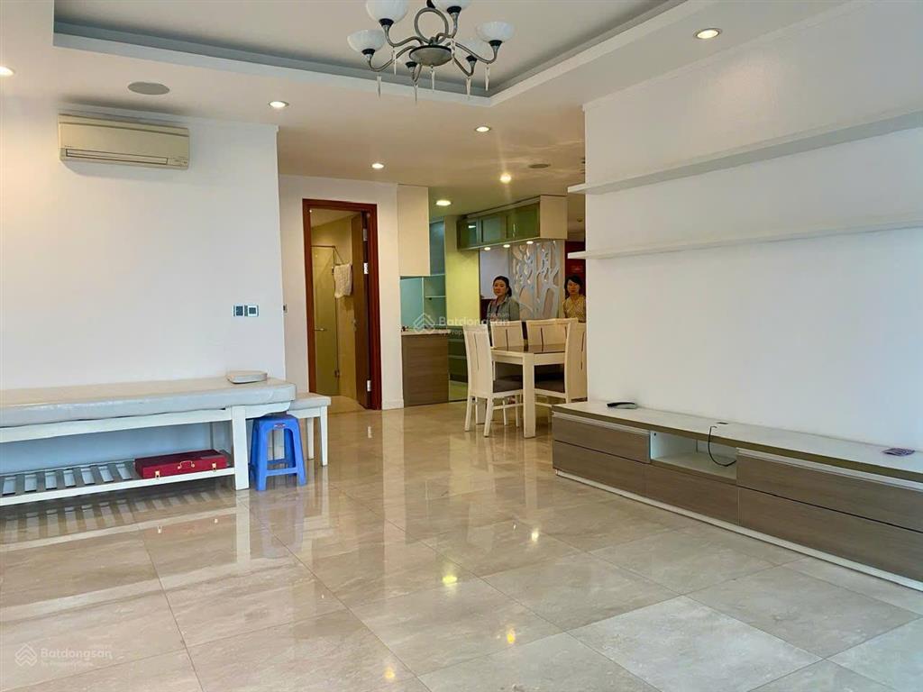 Chính chủ bán căn góc 153m2 3pn view sân golf tòa l1 l2 the link ciputra giá tốt