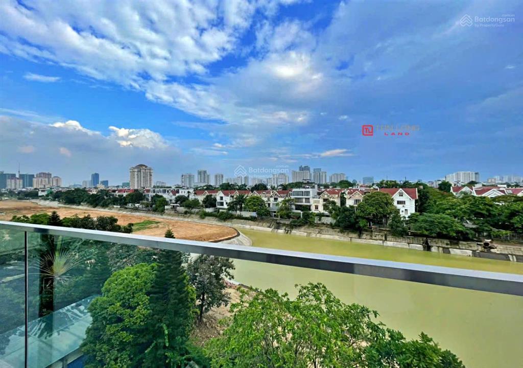 Cho thuê biệt thự siêu vip khu q ciputra central park 700m2, full nội thất hiện đại view sân golf
