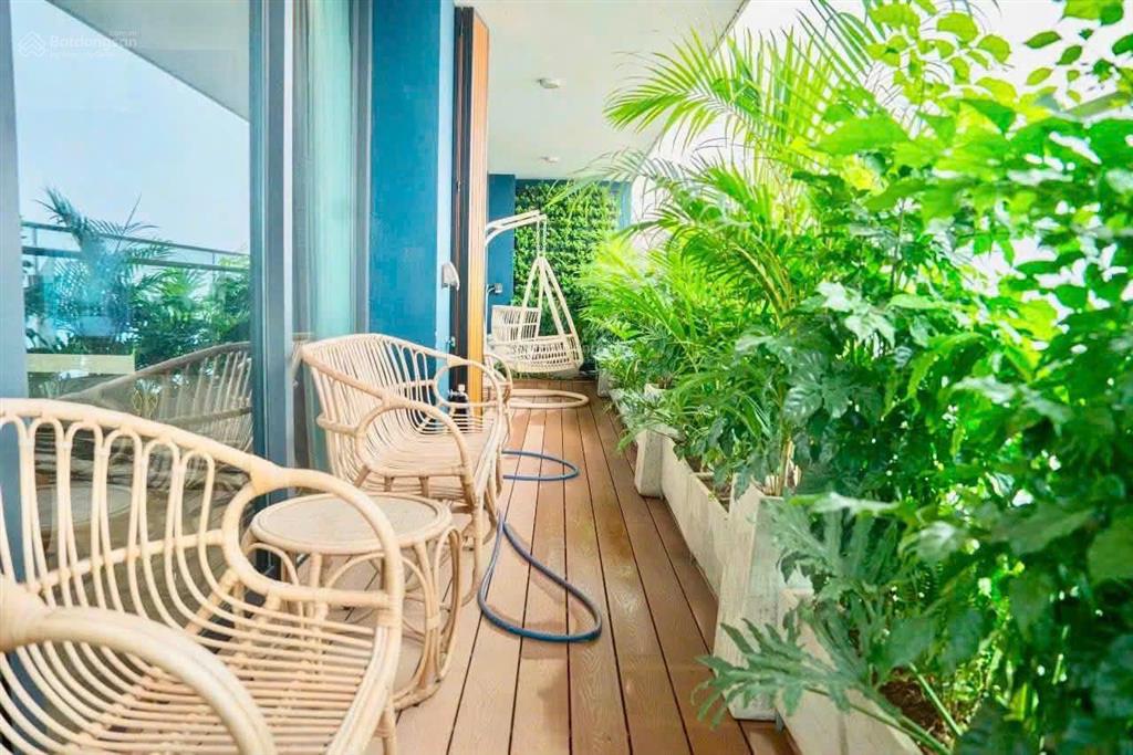 Cho thuê căn góc 3n nội thất đẹp view sông hồng sunshine golden river ciputra có slot ô tô