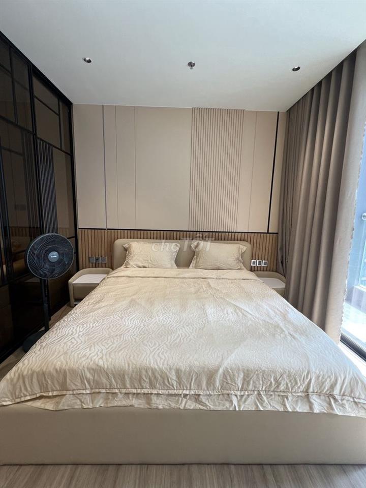 Cho thuê căn Studio Times Square View nội khu mới 