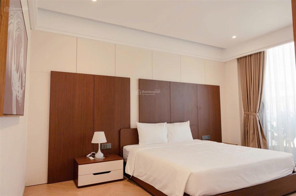 Chính chủ bán biệt thụ full nội thất 5 phòng ngủ hồ bơi sân vườn rộng đang cho thuê 80 triệu/tháng