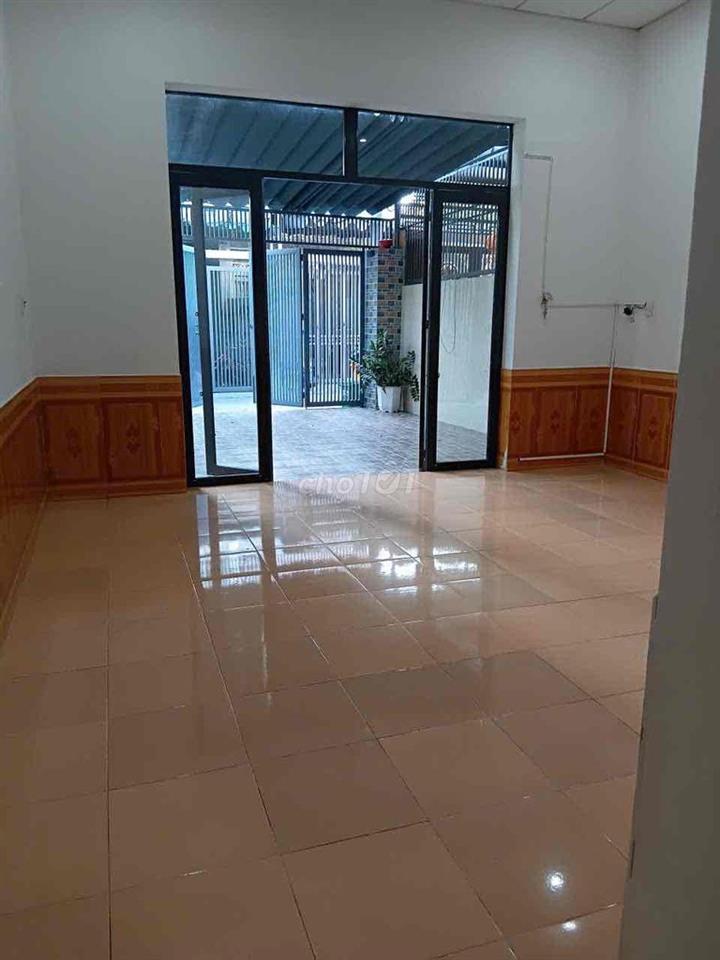 BÁN ĐẤT 108M2 , TẶNG NHÀ C4 siêu rẻ