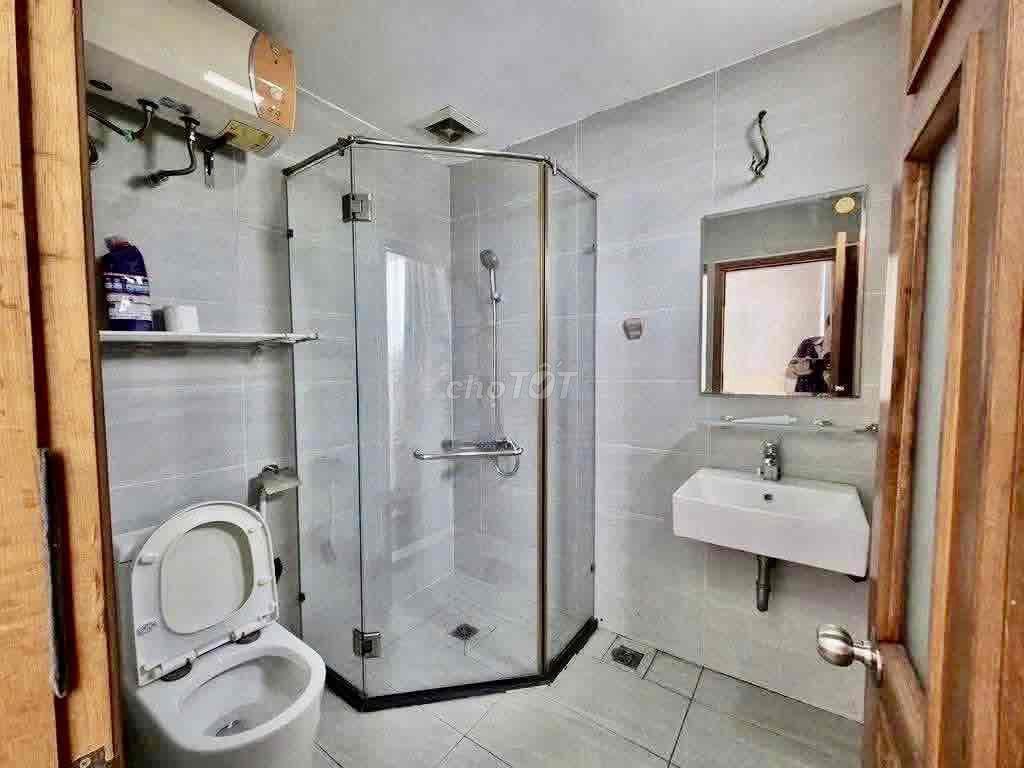 CĂN ĐẸP, RỘNG 68m2, 2P. NGỦ 2WC - PHỐ TÂY ẨM THỰC SÁT Q1, Q2 OK