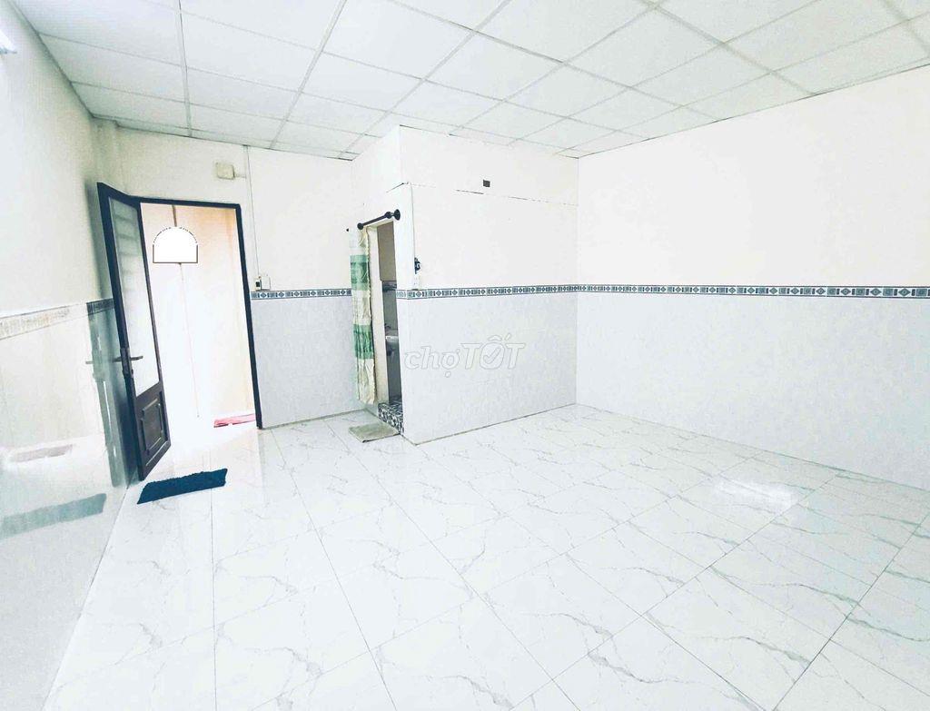 NHÀ RỘNG 4x 9m, 1 TRỆT 1 LẦU, 2P. NGỦ giá Bình Dân ở 3-4ng OK