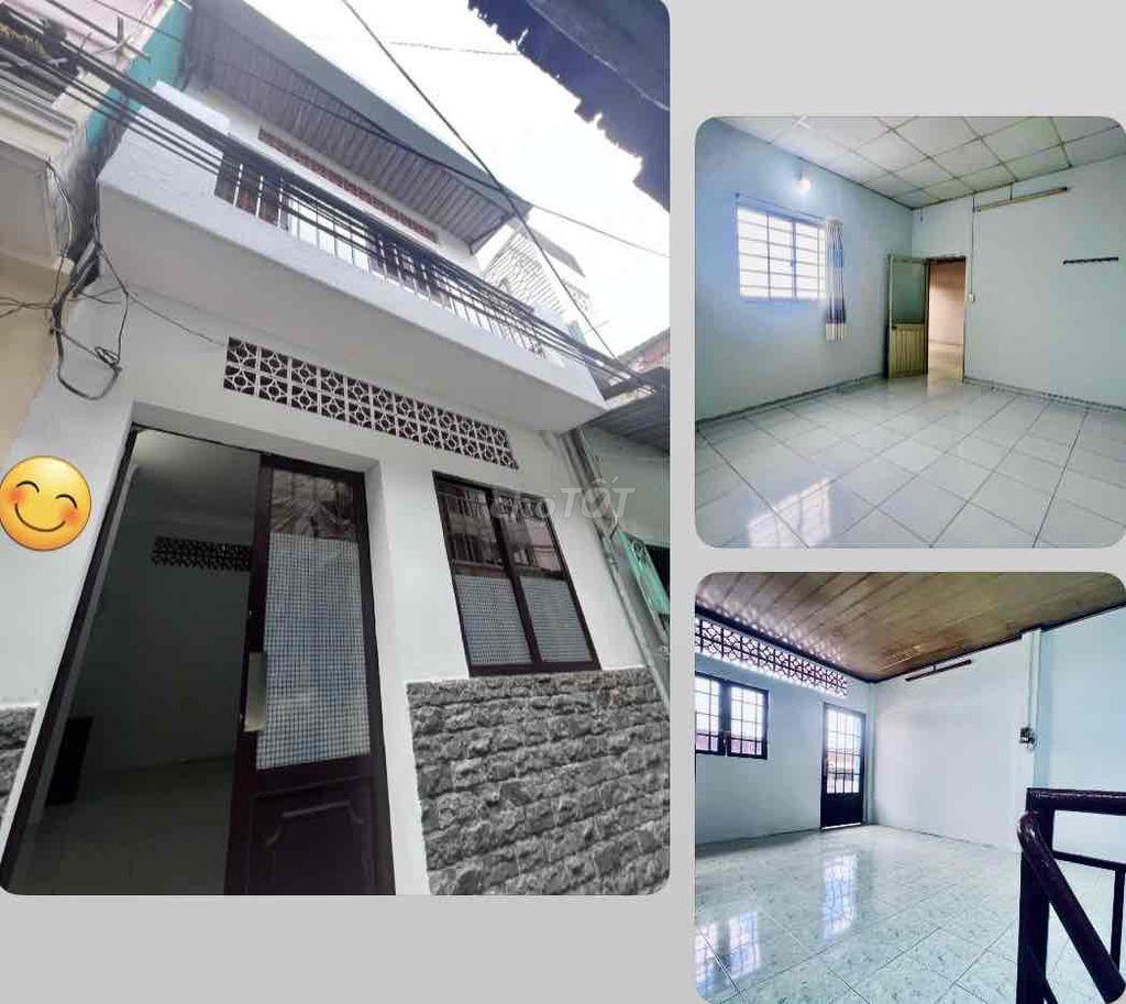 NHÀ RỘNG GIÁ BÌNH DÂN, 38m2, 1 TRỆT 1 LẦU ở gd 4-5ng Ok