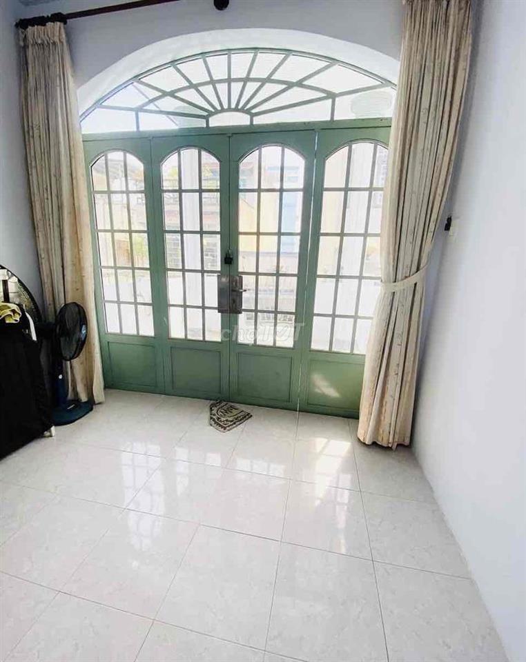 NHÀ RỘNG, H. XE BÁN TẢI, 4x 14m, 2M. LẠNH TỦ LẠNH… ở và Làm việc OK