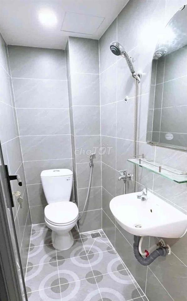 NHÀ RỘNG, H. XE BÁN TẢI, 4x 14m, 2M. LẠNH TỦ LẠNH… ở và Làm việc OK