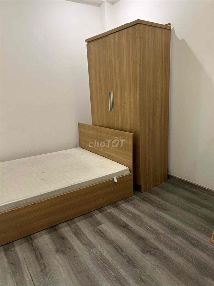 NHÀ MỚI XINH, GẦN THỊ NGHÈ Q1, Q1. 1 TRỆT 1 LẦU 2P. NGỦ 2M. Lạnh OK