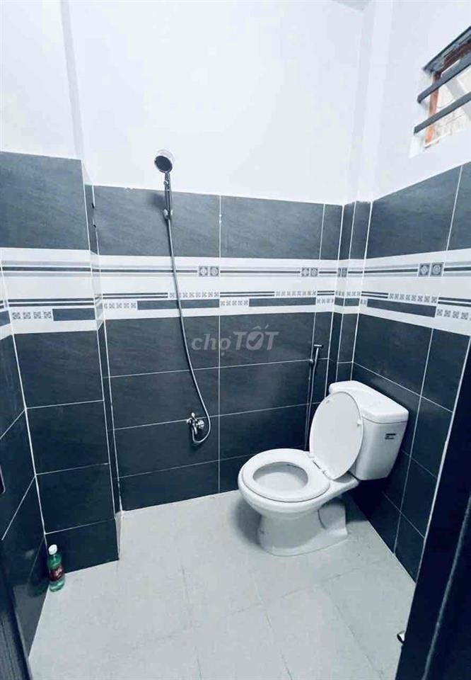 NHÀ MỚI XINH, GẦN THỊ NGHÈ Q1, Q1. 1 TRỆT 1 LẦU 2P. NGỦ 2M. Lạnh OK