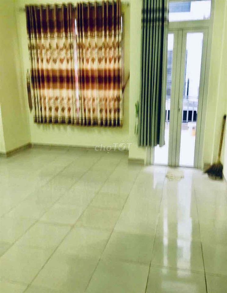 NHÀ RỘNG MỚI 4x 20m, XE HƠI ĐẬU, 2 LẦU SÂN THƯỢNG, 4P. NGỦ ở gd Cty
