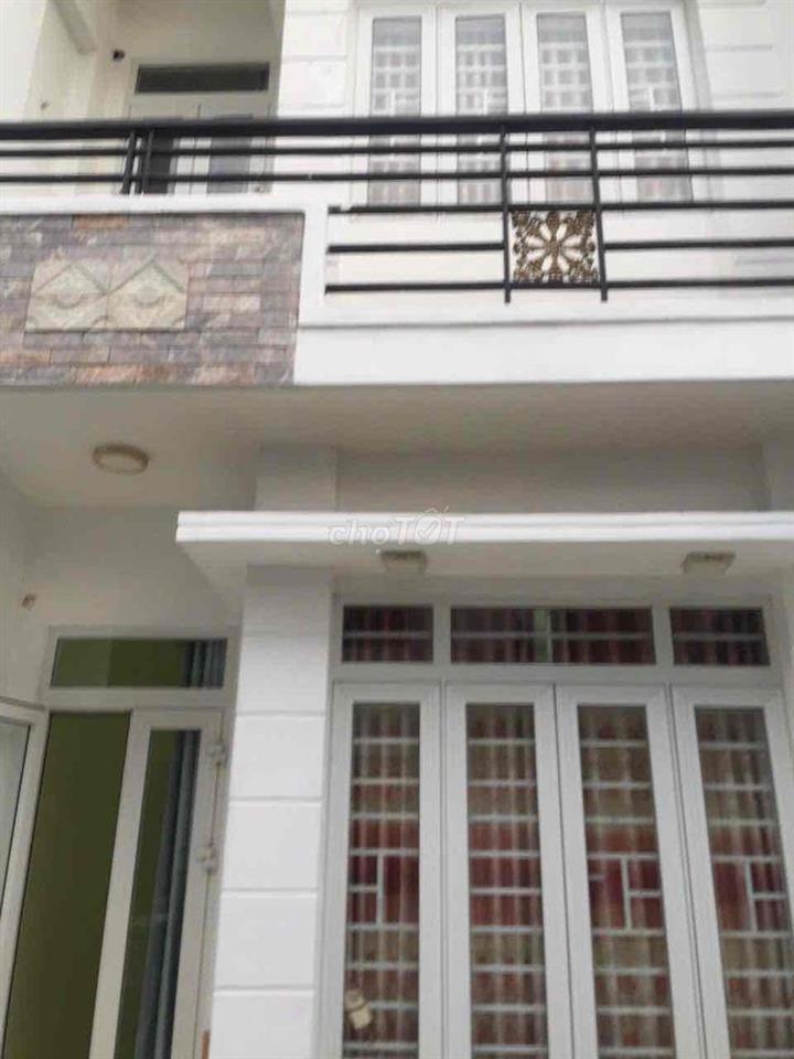 NHÀ RỘNG MỚI 4x 20m, XE HƠI ĐẬU, 2 LẦU SÂN THƯỢNG, 4P. NGỦ ở gd Cty