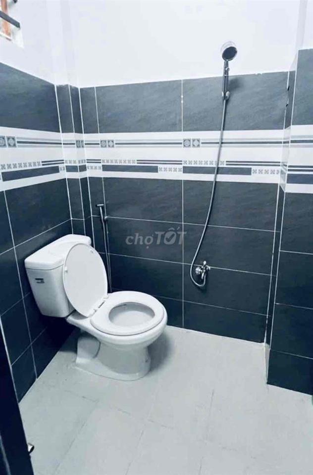 NHÀ MỚI, 2 TẦNG, SÂN THƯỢNG 🍃🍃 HẺM THOÁNG ở và Đi làm OK