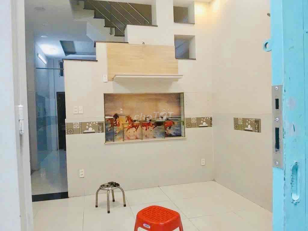 NHÀ MỚI, 1 TRỆT 3L SÂN THƯỢNG CHILL 4P. NGỦ OK