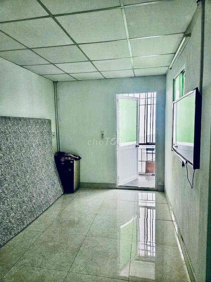 NHÀ MỚI XINH DUYÊN, 1 TRỆT 2 LẦU, 2P. NGỦ Ở 3-4ng OK